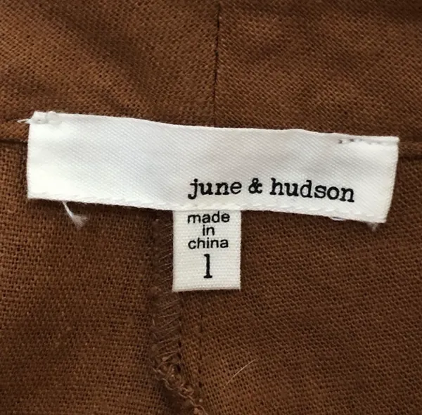 June & Hudson High Waisted Linen Blend Shorts - Image 3