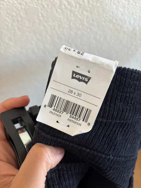 Levi's Corduroy trousers 314 SHAPING STRAIGHT with shaping effect - Image 6