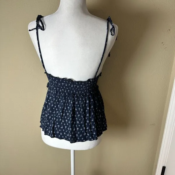 SYSTEMACTION Navy Blue Print Lace Trim Peplum Top Size Medium - Image 5