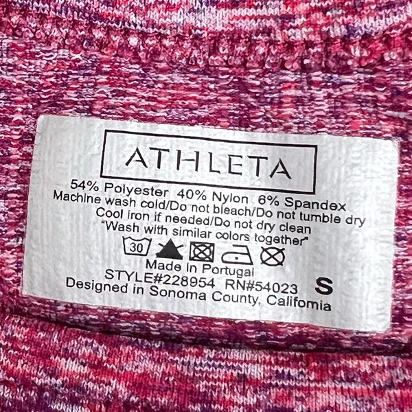 Athleta Maroon Racer Back Athletic Tank Top - Small - VGUC - Image 3