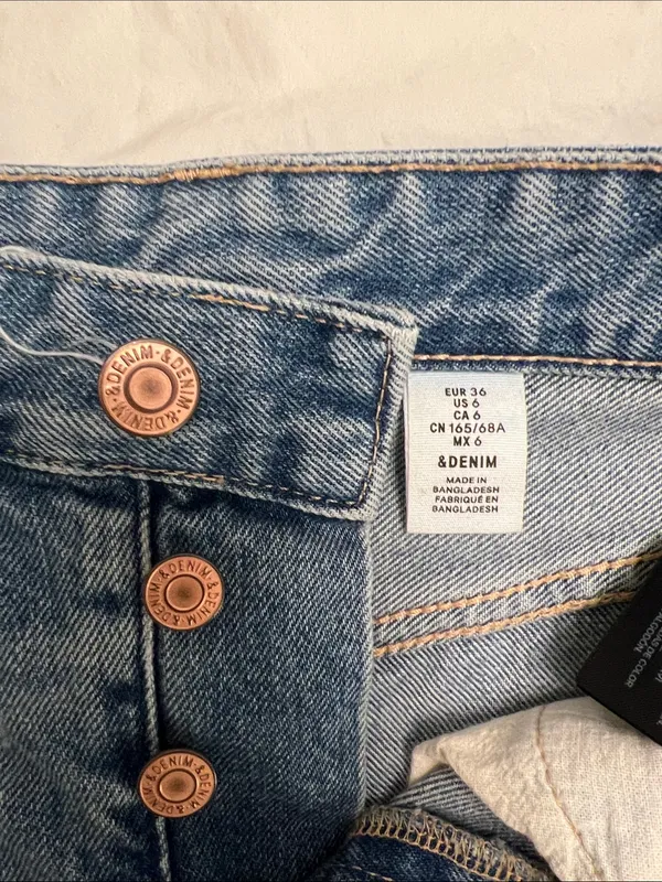 H&M denim skirt - Image 2