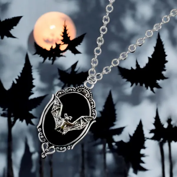 Retro Gothic Style Oval Vampire Bat Pendant Necklace Fashion Collarbone Chain‎ - Image 3