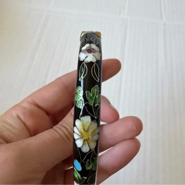 Vintage Cloisonné Black Floral Bangle Bracelet Womens Estate Jewelry Boho - Image 4