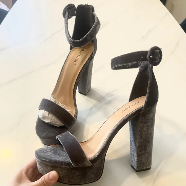 Bamboo Cute Gray velvet ankle straps Y2K 90s platform sandals chunky high heels - Image 2