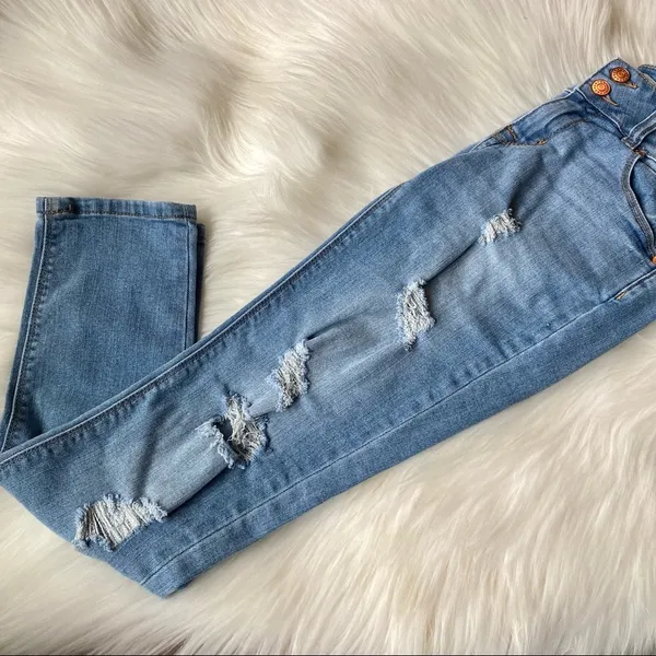 Refuge Charlotte Russe Distressed Blue Jeans - Image 2