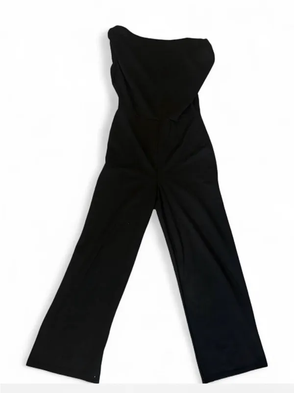 Black sleeveless off the shoulder jumpsuit with wide leg - Image 5