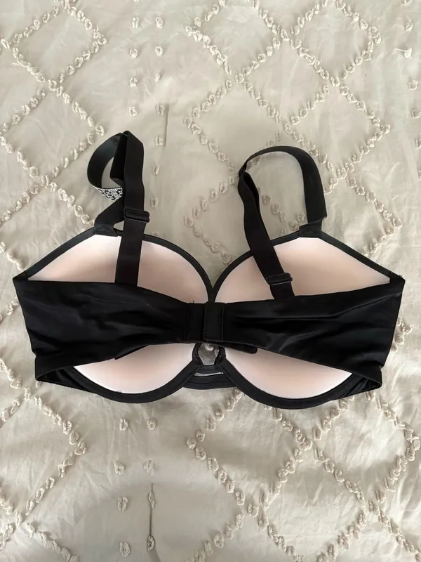 Victoria's Secret Bra - Image 2