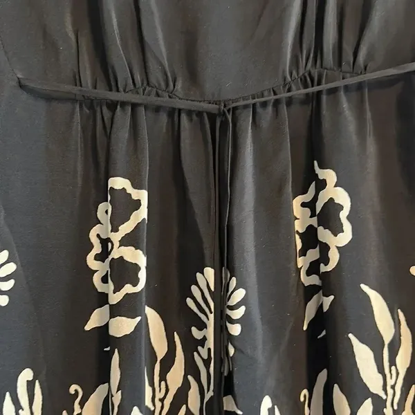 Anna Sui Anthropologie Women’s Black & Cream Floral Short-sleeve Flowy Dress - Image 4