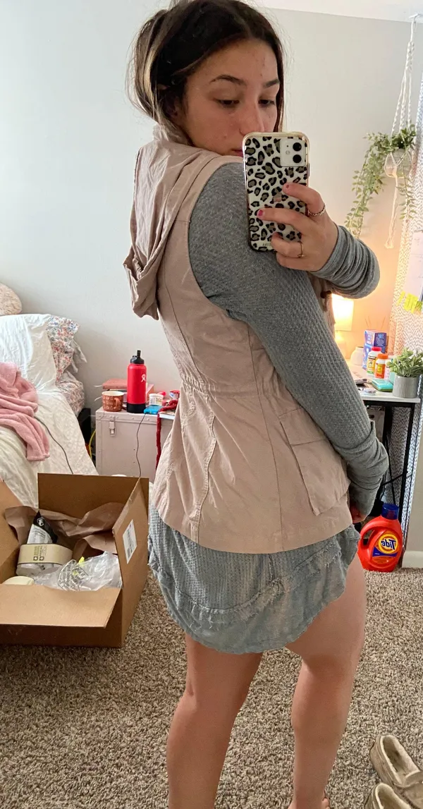 Love Tree Light Pink Sleeveless Vest - Image 3