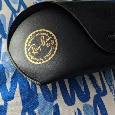 {Ray-Ban} Black Leather Sunglasses Case - Image 2