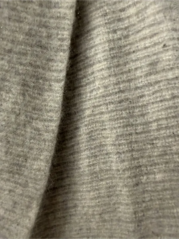 Saks 5th Avenue Light Gray Cashmere Sleeveless Open-Front Cardigan - Image 3