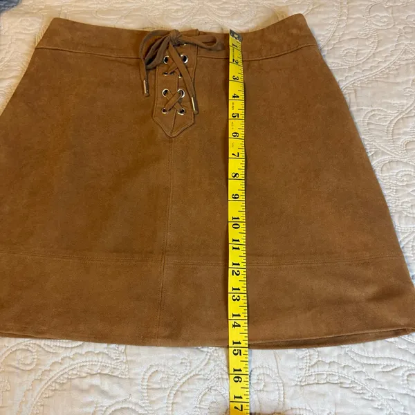 Abercrombie and Fitch Brown Faux Suede Mini Skirt Lace-up Front Size 2 - Image 9