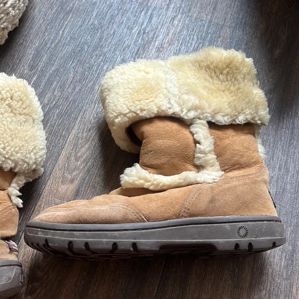 Uggs - Image 5
