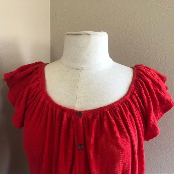 Free people red off the shoulder top size Small - Image 4