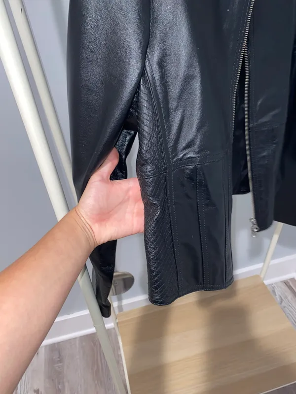 Vintage Black Leather Jacket Size 10P - Image 3