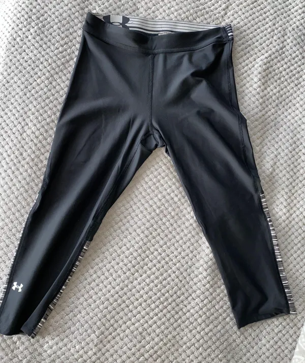 Under Armour Cropped Leggings - Image 3