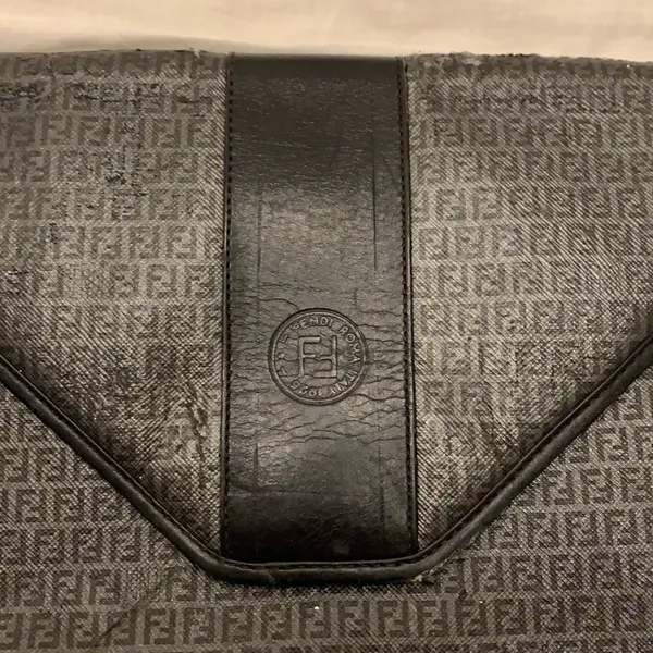 Fendi clutch with crossbody strap - Image 4