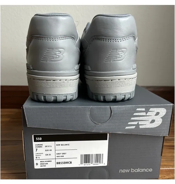 NIB New Balance 550 Mono Grey Shoes women's 8.5 Unisex Men's 7 - Image 6