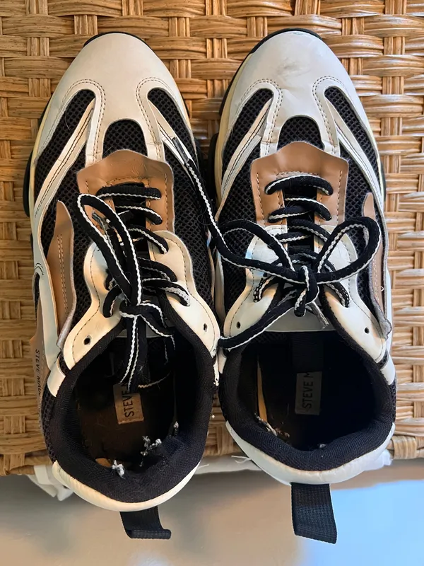 Steve Madden Sneakers - Image 2