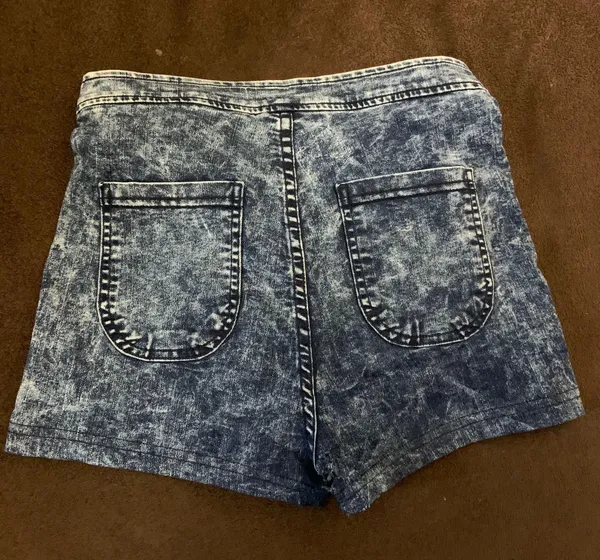 American Apparel MD 90s Blue Acid Wash High Waist Shorts - Image 2