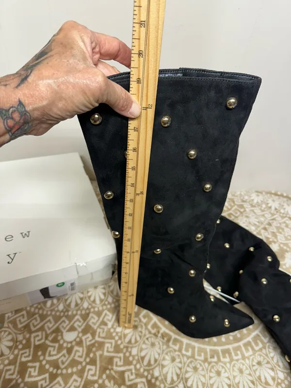 a new day Justice Black Suede likeKnee Boots with Gold Studs - Image 4