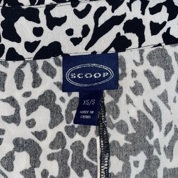 5/$30 🎈 Scoop women’s xs/s animal print‎ kimono - Image 7
