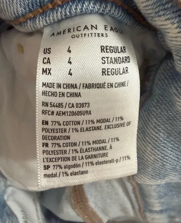 American Eagle Ripped Jeans - Image 4