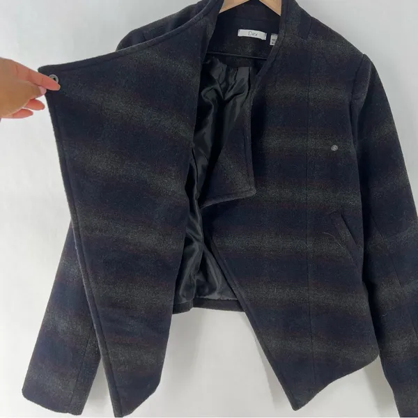 DEX Wool Blend Stylish‎ Striped Womens Crossover Asymmetric Hem Jacket Gray Size M - Image 6