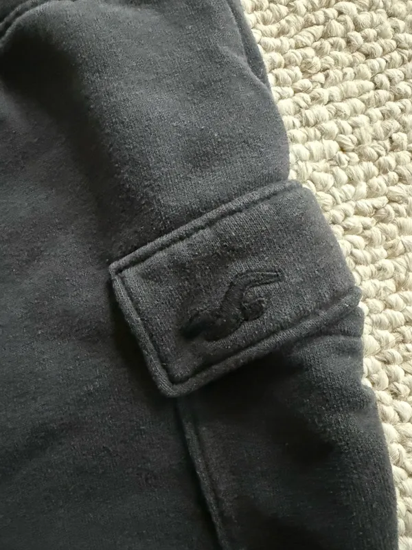 Hollister Ultra High-Rise Shorts Black Cargo Lounge - Image 2