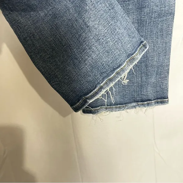 Silver Jeans Co Mid Rise Boot Cut Denim Blue‎ Jeans - Image 4