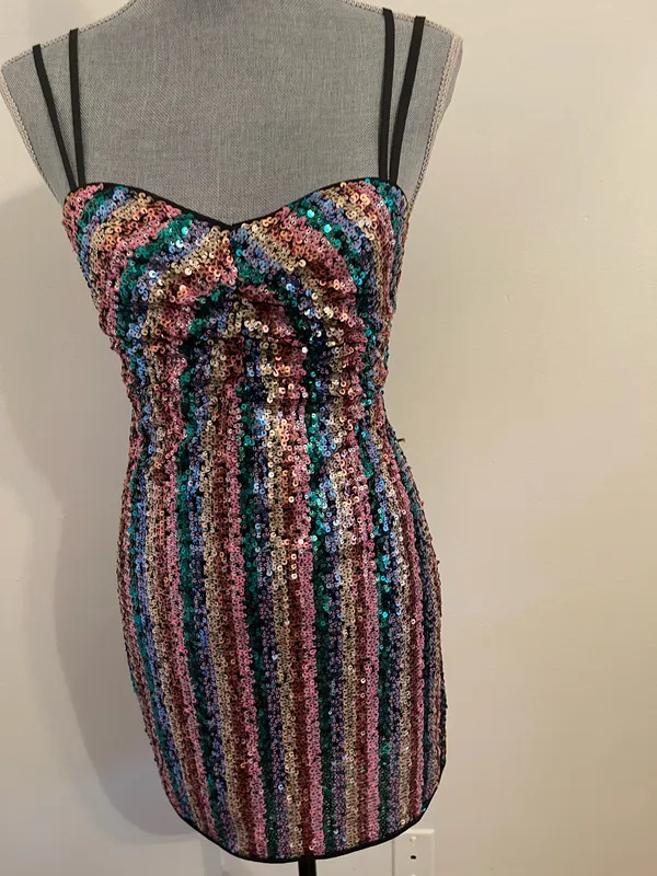 Lovers + Friends Mini Dress Sequin . Size XS - Image 10