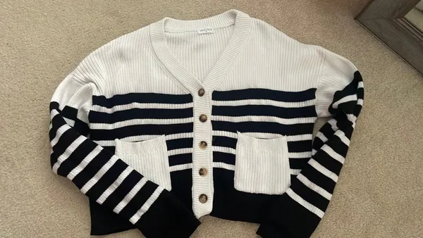 Vestique Striped Sweater - Image 3