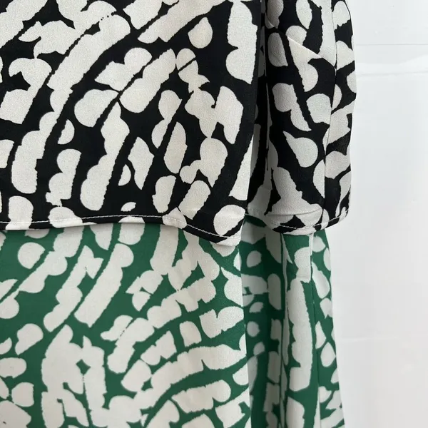 CAbi 5732 M Blouse Hobnob Cami‎ Sleeveless Tiered Tank Top Green Black Women's - Image 6