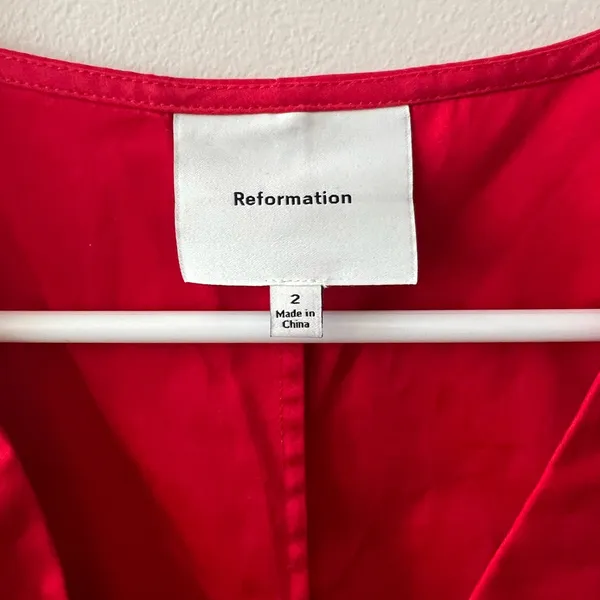 Reformation Meg Top in Lipstick - Image 6
