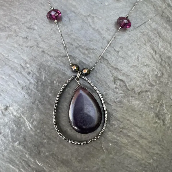 Free People Beautiful vintage purple beaded statement necklace - Image 4