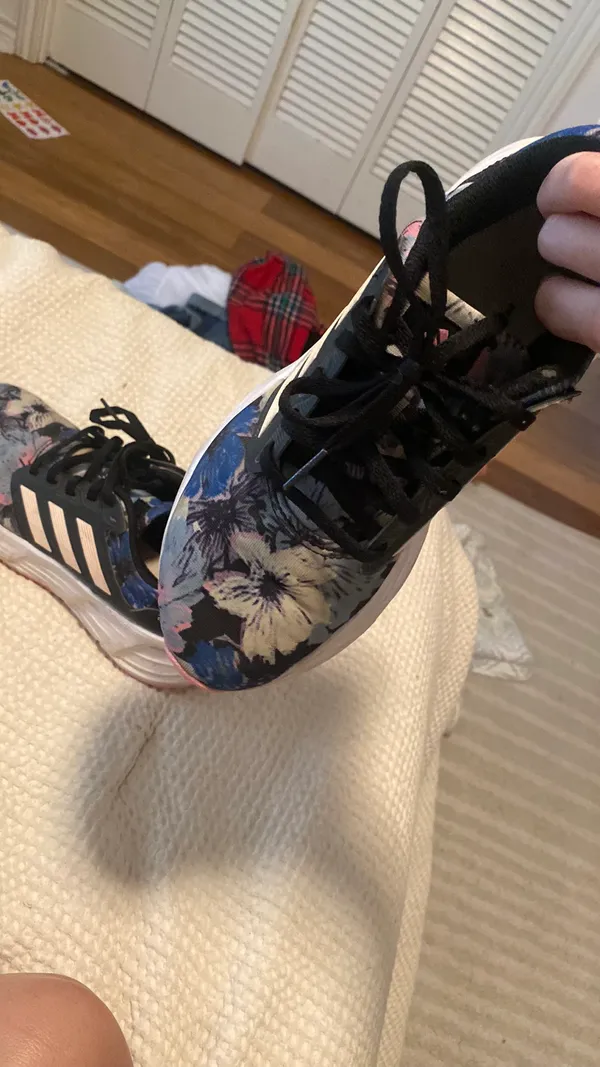 Shoes - Image 2