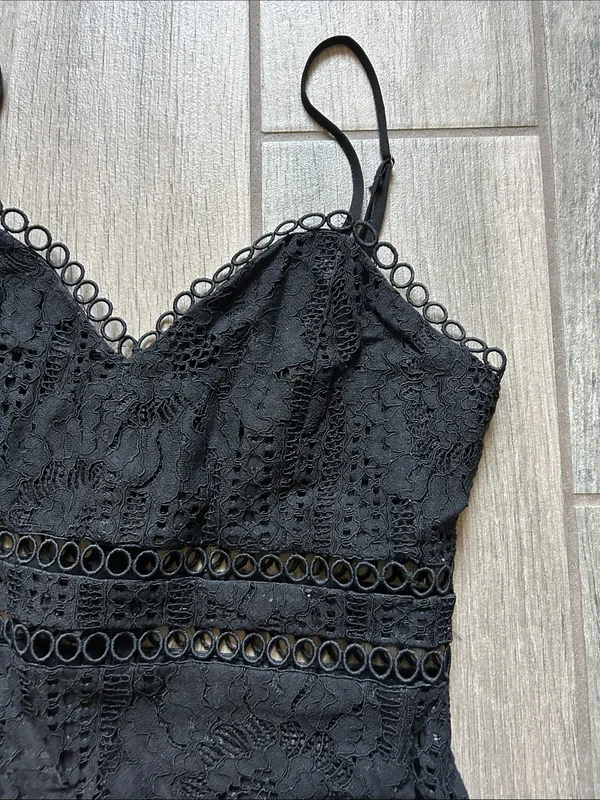 Black Lace Mini Dress with Spaghetti Straps Size M - Image 3