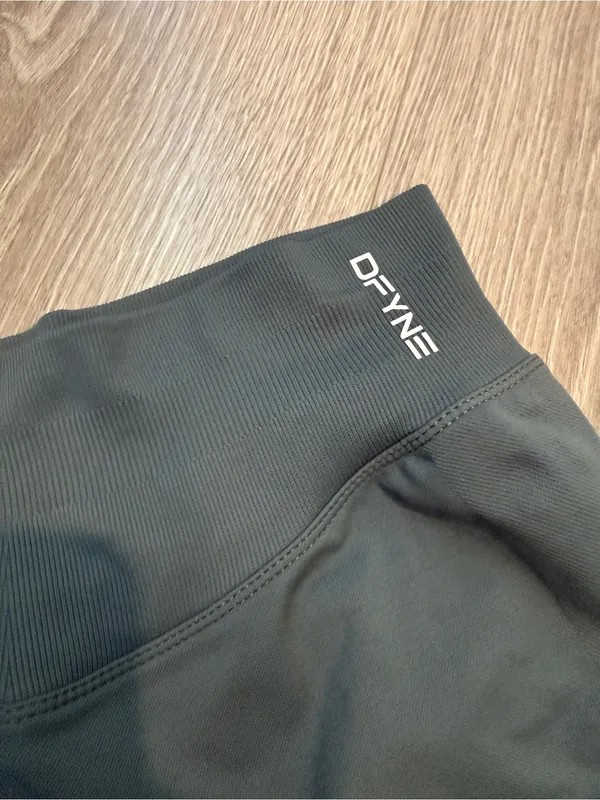DFYNE Dynamic Leggings Steel Green Size Small Gray - Image 3