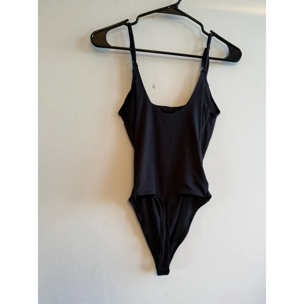 SUUKSESS Womens Black Scoop Neck‎ Adjustable Strap Thong Bodysuit Small - Image 3