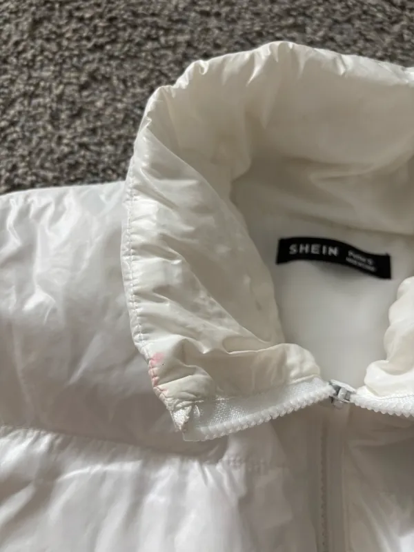 SheIn puffer vest - Image 3