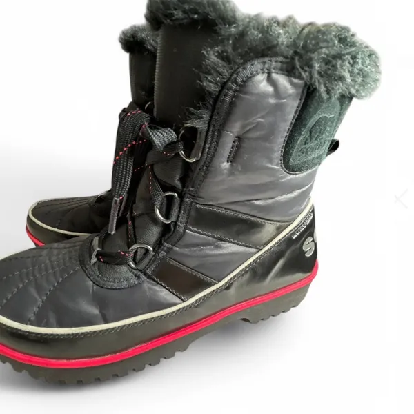 Sorel Women’s Tivoli II Boot (Black/Pink Size 9. - Image 2