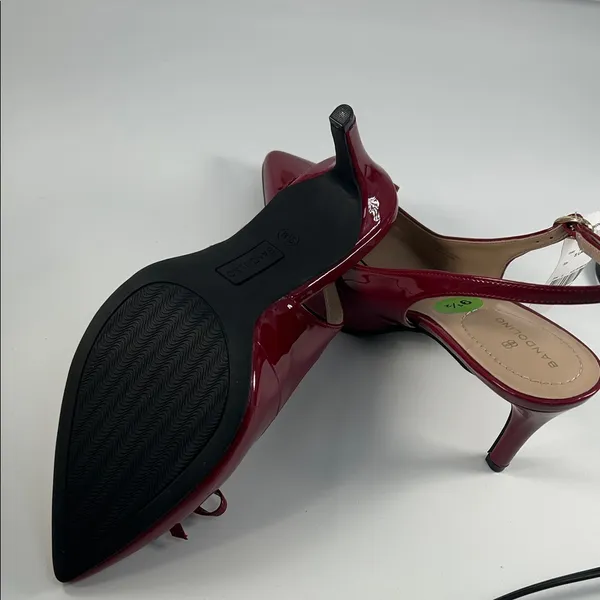 Bandolino Red Patent Slingback Heels - Image 6