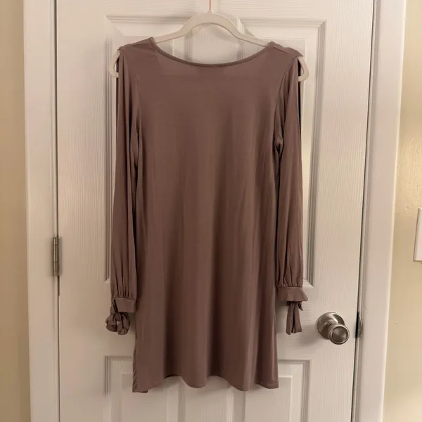 Lulus Glory of Love Taupe Cold Shoulder Shift Dress Extra Small - Image 4