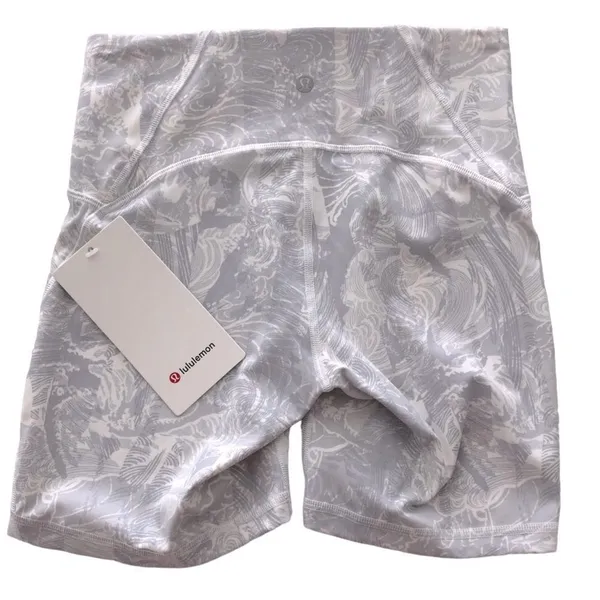 Lululemon Train Times Short 6 inseam Eternal Wave White / White Size 6 - Image 6