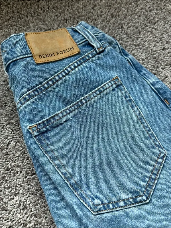 Denim Forum Women's Light Blue Joni High Rise Loose Straight Jeans - Image 6