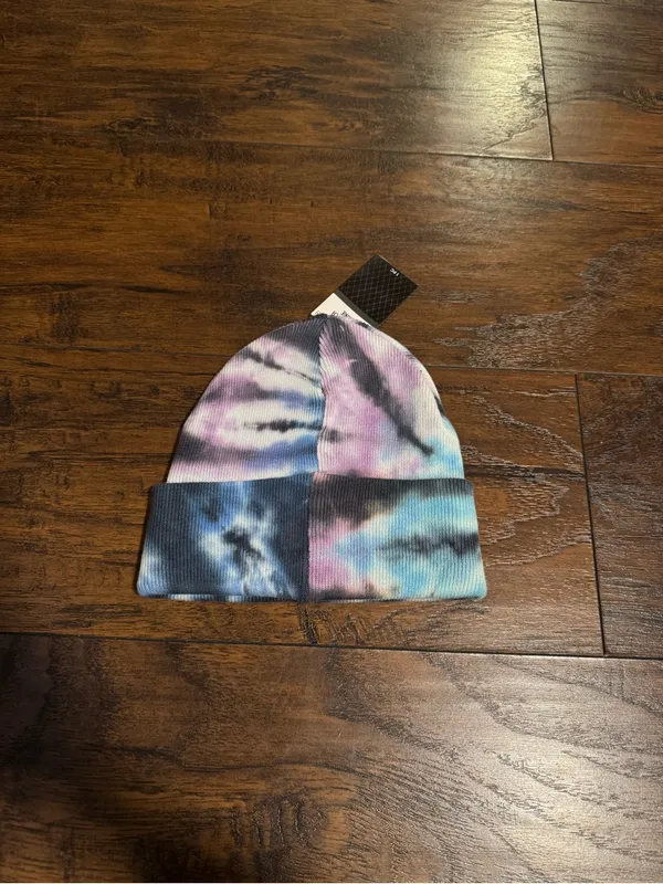 Basic Witch Tie - Image 2