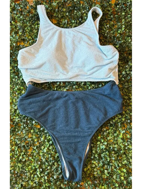 Cupshe x JoJo Sunstone colorblock cutout one-piece swimsuit in blue size Medium - Image 3
