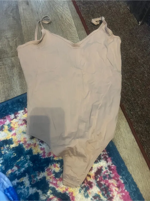 Everlane beige bodysuit M - Image 5