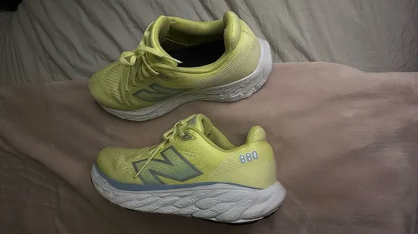 NEW BALANCE FRESH FOAM X 880V14 'LIMELIGHT'size Men’s Size 8 - Womens 9 - Image 5
