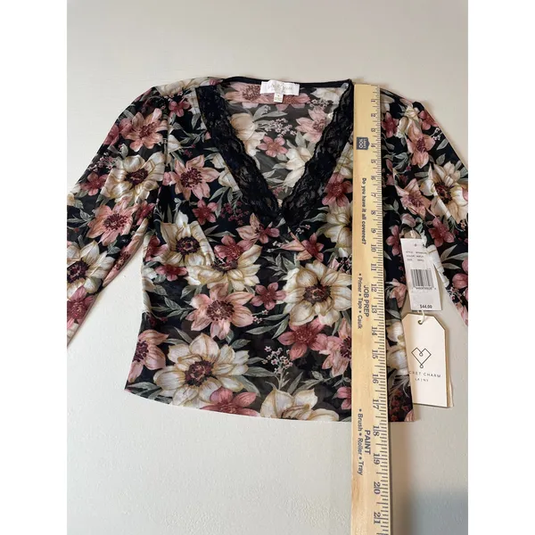 Love & Piece Collective Sheer Rayon V Neck Top Size S Floral Lace Detail NWT - Image 4